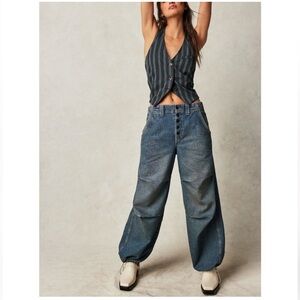 NWOT-FREE PEOPLE Newbies Jeans